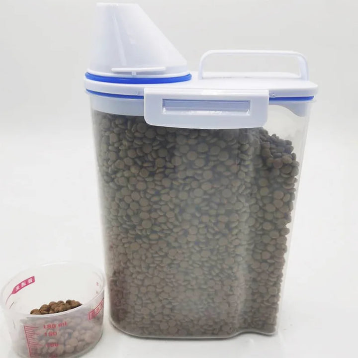 Recipiente de Armazenamento para Ração de Cão e Gato – 1,5kg/2kg com Copo Medidor | Plástico, Hermético e À Prova de Humidade