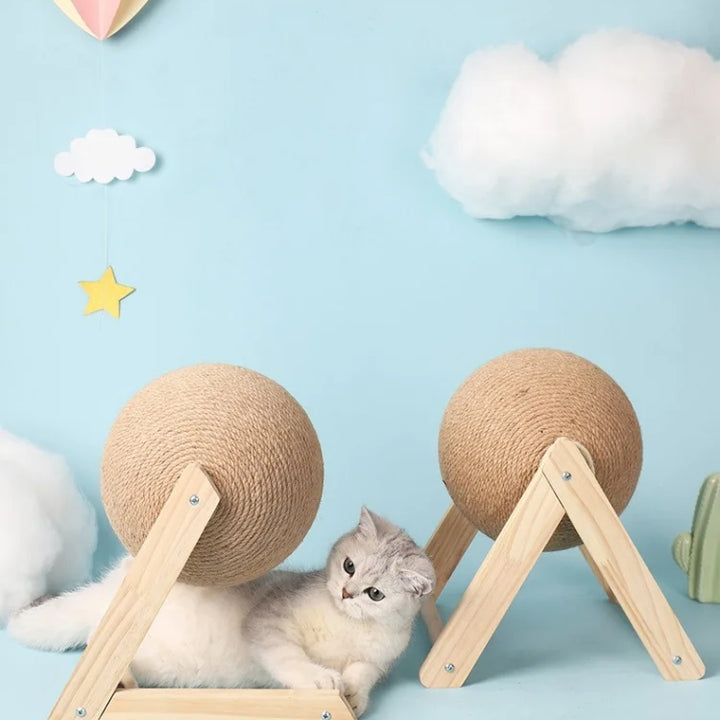 Brinquedo Arranhador com Bola de Sisal – Proteção para Móveis